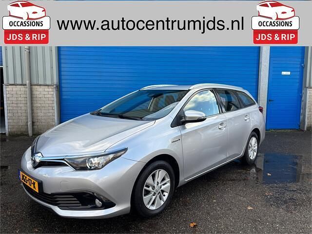 Occasion Toyota Auris 99 PK (72 kW) 2018 Grijs Hatchback