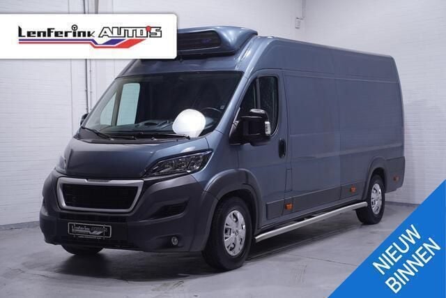 Grijs Gebruikt 2017 Peugeot Boxer Van | € 19.800 - Afbeelding 1/4