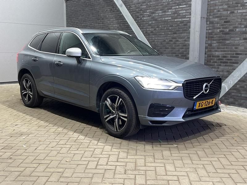 Grijs Occasion 2019 Volvo XC60 R-Design SUV | € 29.200 (Eerlijke prijs) - Afbeelding 1/1