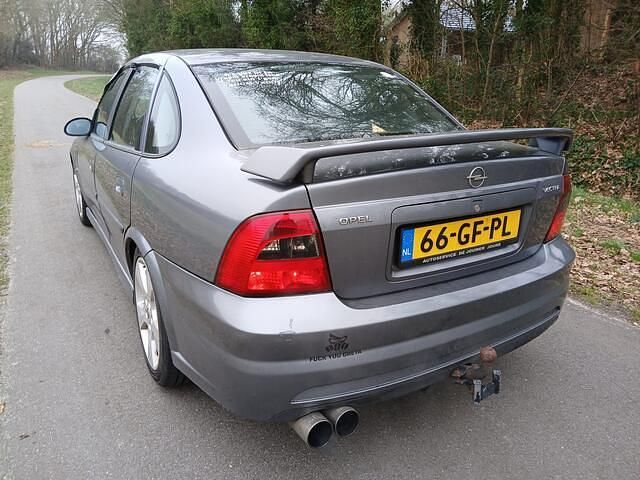 Occasion Opel Vectra Business Edition 101 PK (74 kW) 2000 Grijs Sedan
