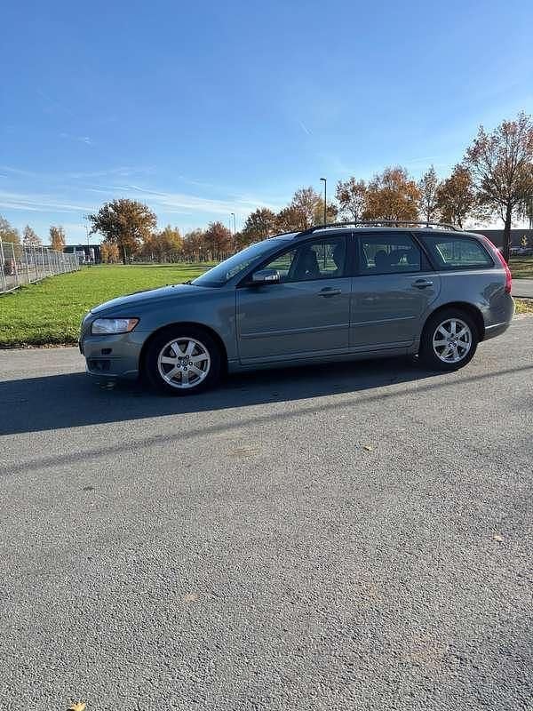 Blauw Occasion 2007 Volvo V50 Stationwagen | € 5.500 (Eerlijke prijs) - Afbeelding 1/4