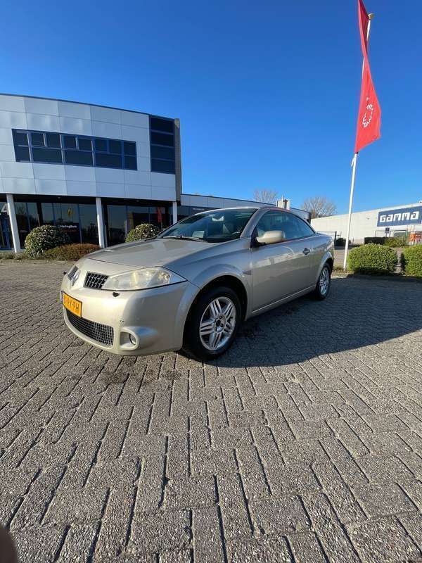 Gebruikt 2005 Renault Mégane Cabriolet Exception Cabriolet | € 1.299 (Eerlijke prijs) - Afbeelding 1/4