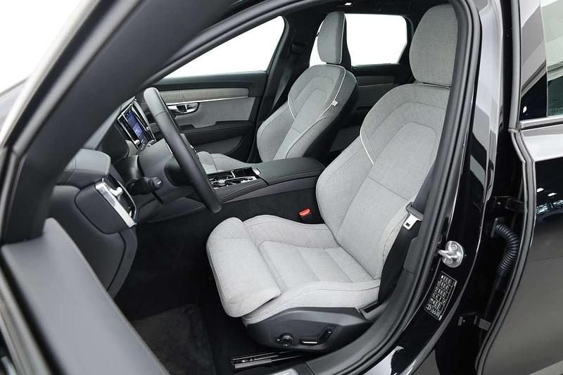 Occasion Volvo V90 Ultra 456 PK (335 kW) 2024 Zwart Stationwagen