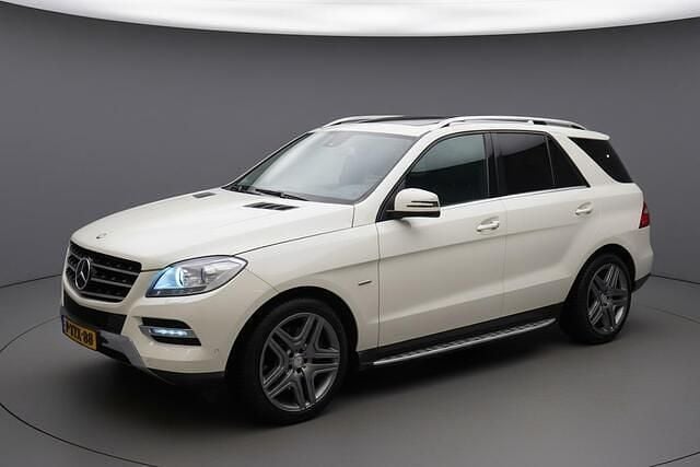 Wit Gebruikt 2012 Mercedes ML350 SUV | € 19.950 (Goede deal) - Afbeelding 1/4