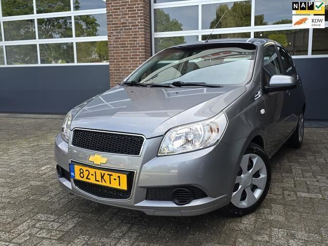 Grijs Gebruikt 2010 Chevrolet Aveo LS Hatchback | € 3.995 (Iets duurder) - Afbeelding 1/4