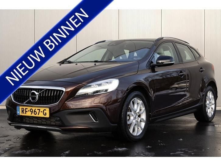 Occasion 2017 Volvo V40 CC Stationwagen | € 24.999 (Eerlijke prijs) - Afbeelding 1/4