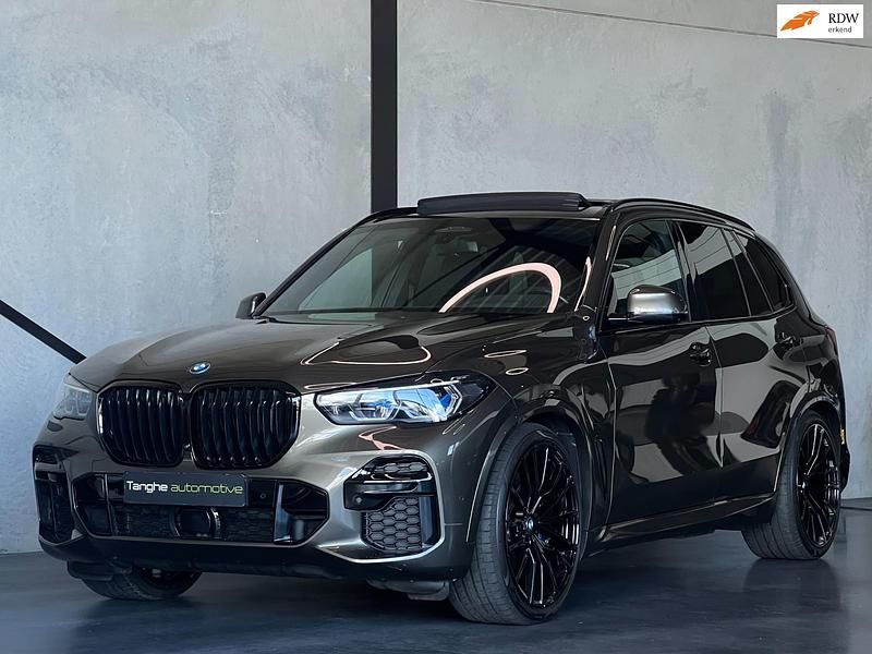 Groen Gebruikt 2022 BMW X5 M Sport SUV | € 72.990 (Iets duurder) - Afbeelding 1/4