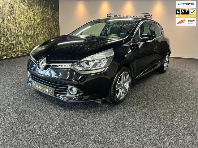 Zwart Gebruikt 2015 Renault Clio IV Night&Day Hatchback | € 8.250 (Eerlijke prijs) - Afbeelding 1/4
