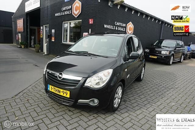 Zwart Gebruikt 2014 Opel Agila Hatchback | € 6.695 (Eerlijke prijs) - Afbeelding 1/4