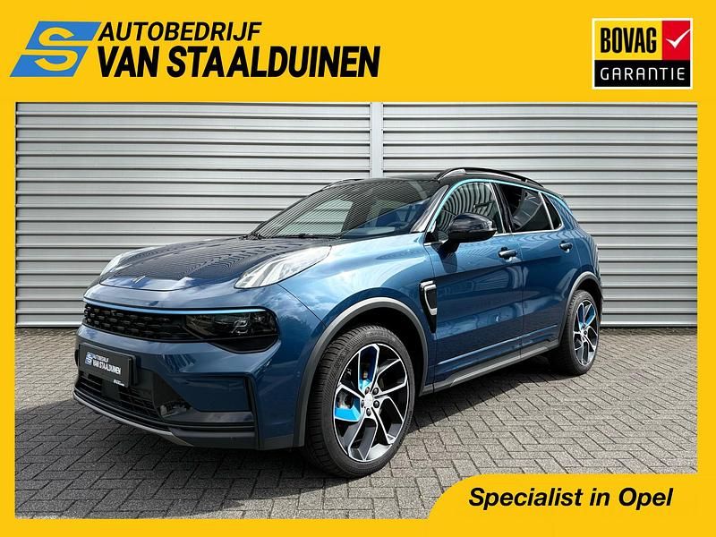 Blauw Gebruikt 2023 Lynk & Co 01 SUV | € 29.500 (Iets duurder) - Afbeelding 1/4