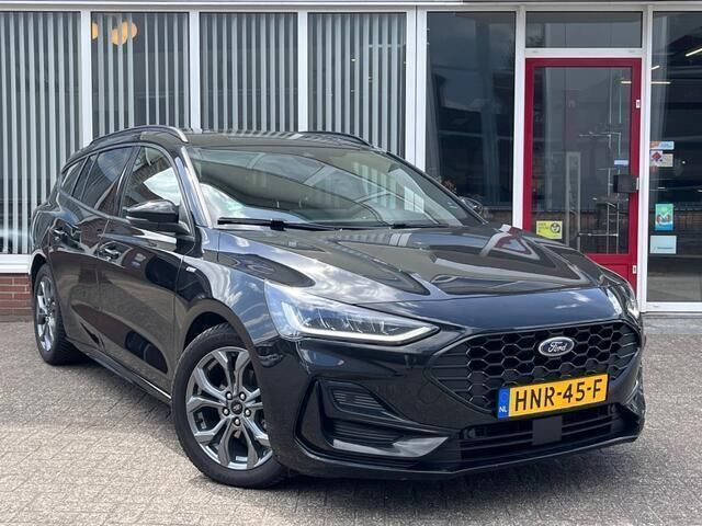 Zwart Gebruikt 2024 Ford Focus ST-Line X Stationwagen | € 26.650 (Eerlijke prijs) - Afbeelding 1/4