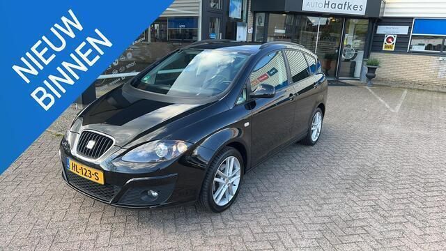 Zwart, metallic lak Gebruikt 2016 Seat Altea XL I-Tech MPV | € 10.500 - Afbeelding 1/4
