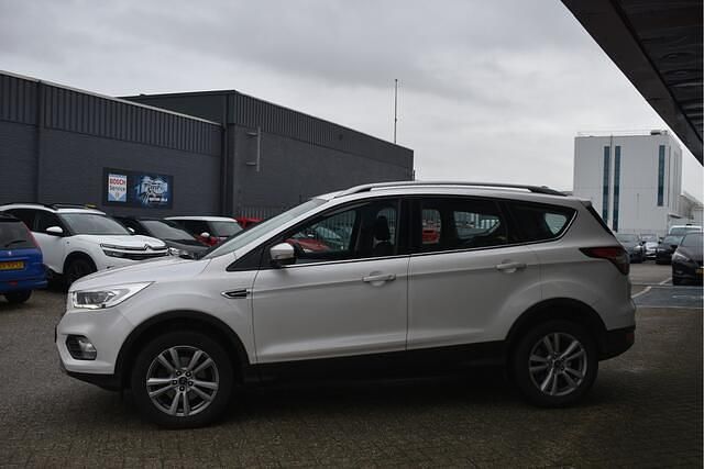Occasion Ford Kuga Trend 120 PK (88 kW) 2018 Wit SUV
