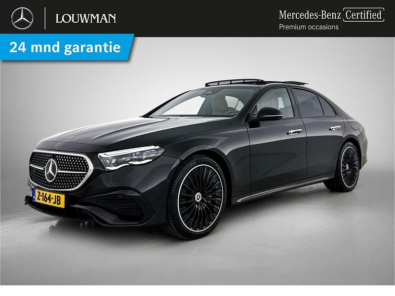 Zwart Occasion 2024 Mercedes E400 AMG line Sedan | € 68.950 - Afbeelding 1/4
