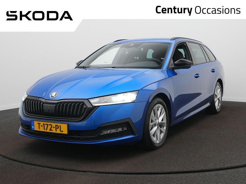 Blauw Gebruikt 2023 Skoda Octavia Business Line Stationwagen | € 25.900 (Eerlijke prijs) - Afbeelding 1/4