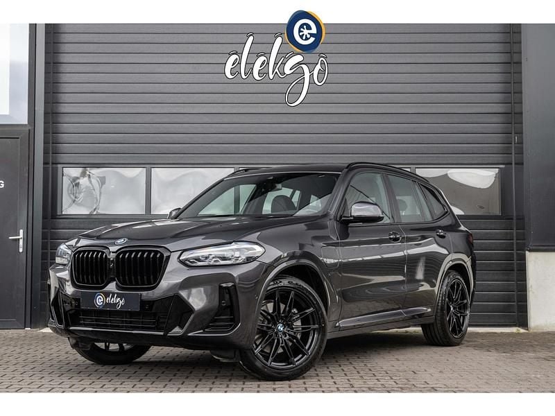 Grijs Occasion 2022 BMW X3 Shadowline SUV | € 39.950 (Eerlijke prijs) - Afbeelding 1/4