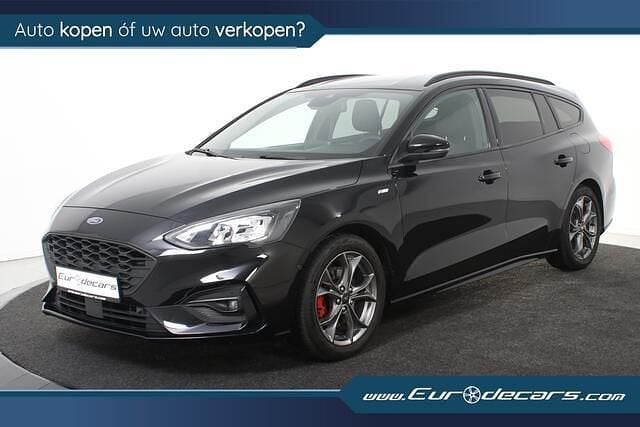 Zwart Occasion 2022 Ford Focus ST-Line X Stationwagen | € 18.800 (Goede deal) - Afbeelding 1/4