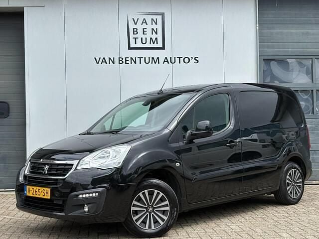 Zwart Gebruikt 2018 Peugeot Partner MPV | € 6.900 (Eerlijke prijs) - Afbeelding 1/4