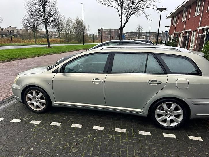 Occasion Toyota Avensis Luna 147 PK (108 kW) 2005