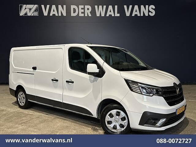 Wit Gebruikt 2023 Renault Trafic MPV | € 20.900 (Eerlijke prijs) - Afbeelding 1/4