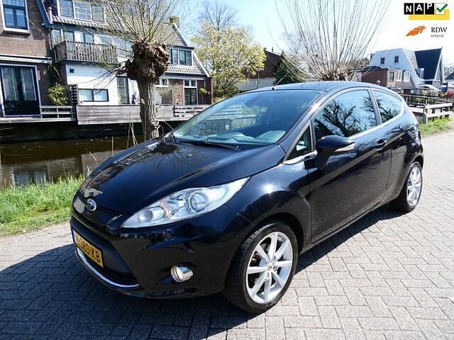 Zwart Gebruikt 2011 Ford Fiesta Ghia Hatchback | € 3.495 (Goede deal) - Afbeelding 1/4
