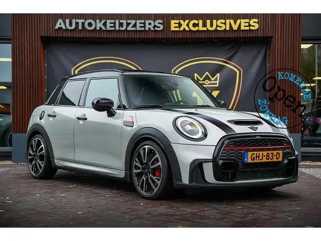 Gebruikt 2022 Mini Cooper S Hatchback | € 32.900 (Eerlijke prijs) - Afbeelding 1/4