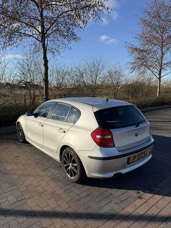 Gebruikt 2009 BMW 116 Hatchback | € 1.900 (Goede deal) - Afbeelding 1/4