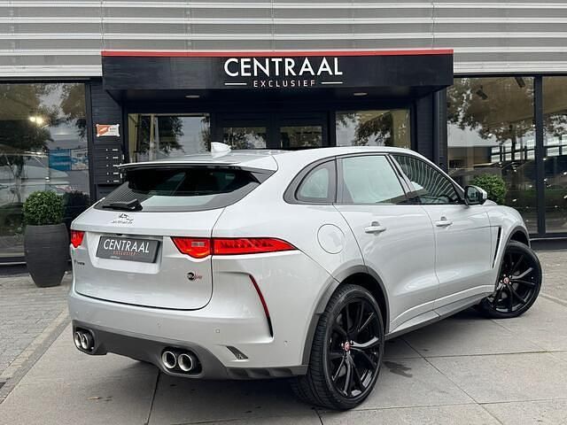 Occasion Jaguar F-Pace SVR 552 PK (405 kW) 2018 Zilver SUV