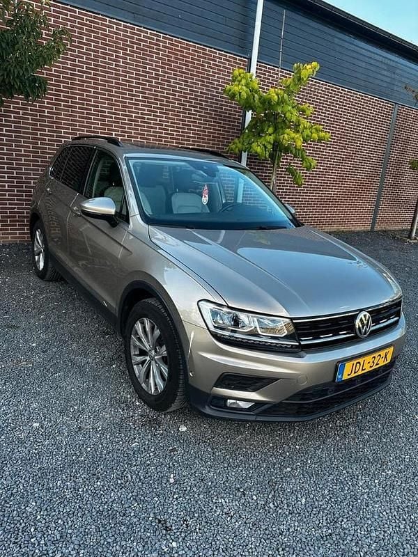 Gebruikt 2018 VW Tiguan SUV | € 17.750 (Super prijs) - Afbeelding 1/4
