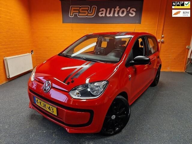 Rood Gebruikt 2013 VW up! move up! Hatchback | € 5.450 (Goede deal) - Afbeelding 1/4