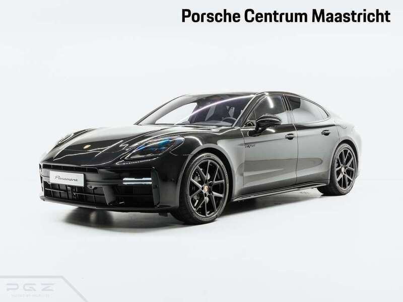 Zwart Gebruikt 2024 Porsche Panamera Sedan | € 177.750 - Afbeelding 1/4