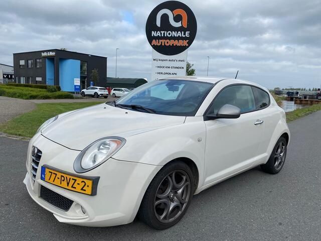 Wit Gebruikt 2011 Alfa Romeo MiTo Hatchback | € 1.499 (Goede deal) - Afbeelding 1/4