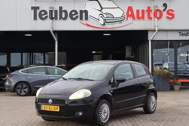 Occasion Fiat Grande Punto Dynamic 78 PK (57 kW) 2007 Zwart Hatchback