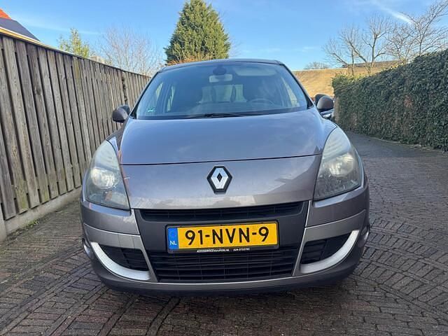 Occasion Renault Scénic III 131 PK (96 kW) 2010 Grijs (metallic) MPV