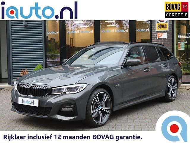Grijs Gebruikt 2021 BMW 330 M Sport Stationwagen | € 38.745 (Eerlijke prijs) - Afbeelding 1/4