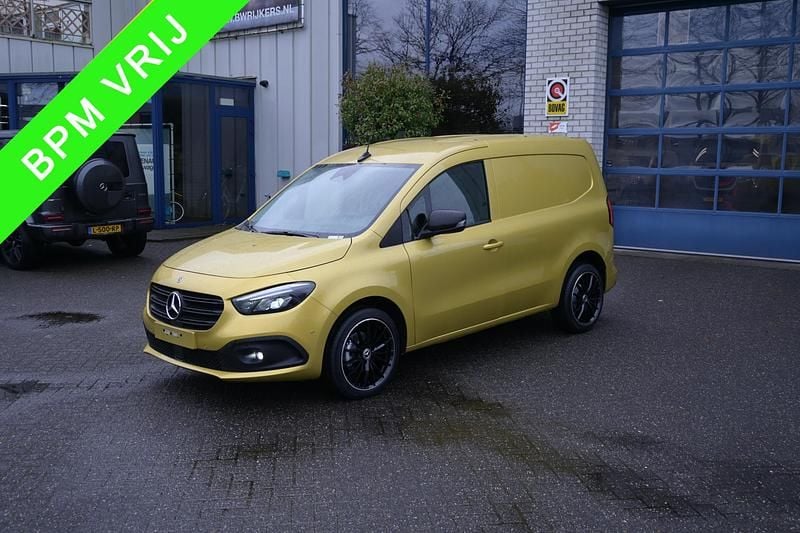 Geel Gebruikt 2024 Mercedes Citan 112 Van | € 25.950 (Eerlijke prijs) - Afbeelding 1/4
