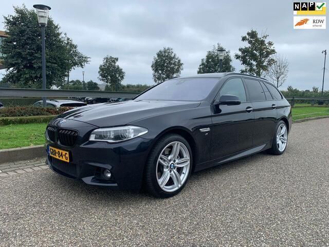 Zwart Gebruikt 2014 BMW 530 Executive Stationwagen | € 16.950 (Duur) - Afbeelding 1/4