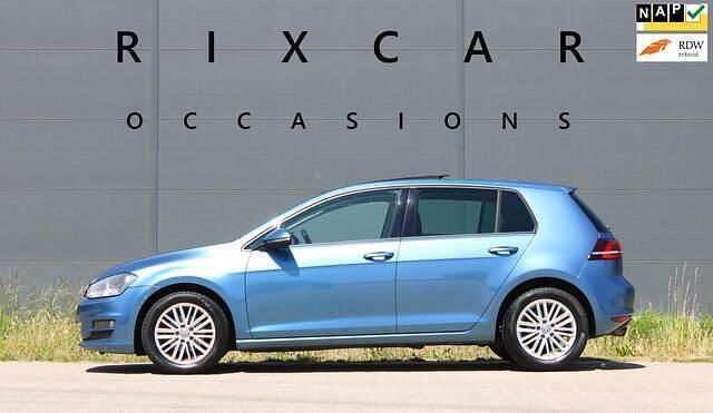 Blauw Gebruikt 2014 VW Golf VII Highline Hatchback | € 12.940 (Duur) - Afbeelding 1/4