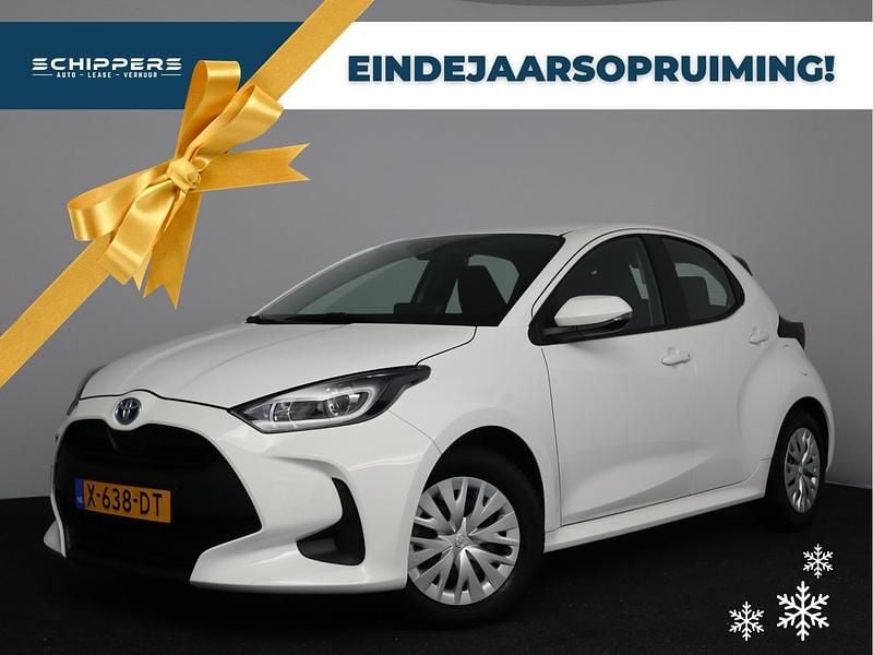 Wit Gebruikt 2023 Toyota Yaris Hybrid Active Hatchback | € 18.900 (Super prijs) - Afbeelding 1/4