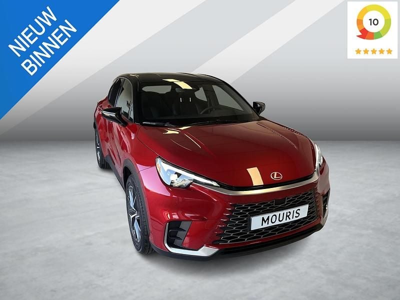 Rood Nieuw 2025 Lexus LBX SUV | € 41.950 (Eerlijke prijs) - Afbeelding 1/4