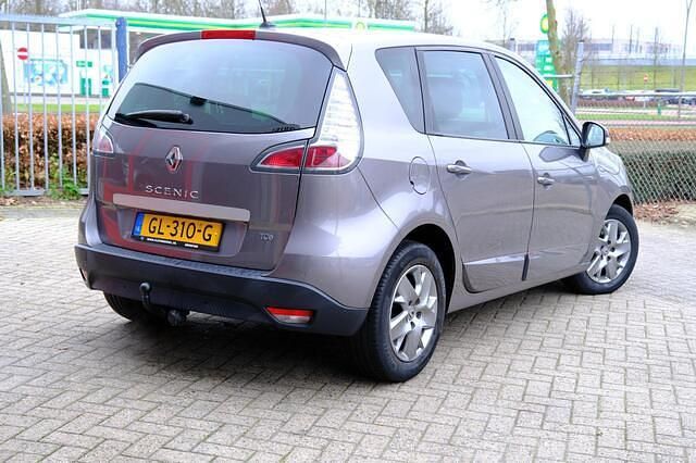 Occasion Renault Scénic III LIMITED 116 PK (85 kW) 2015 Grijs (metallic) MPV