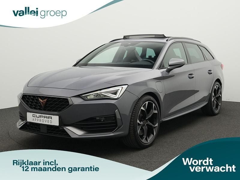 Grijs Gebruikt 2021 Cupra Leon VZ Stationwagen | € 24.900 (Eerlijke prijs) - Afbeelding 1/4