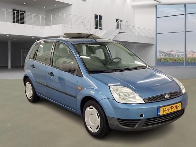 Occasion Ford Fiesta 69 PK (50 kW) 2004 Blauw Hatchback