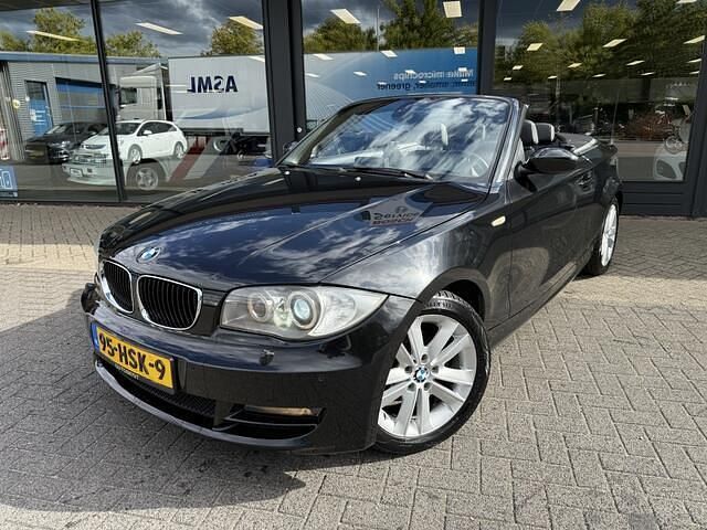 Zwart Gebruikt 2008 BMW 118 Cabriolet Executive Cabriolet | € 9.950 (Iets duurder) - Afbeelding 1/4