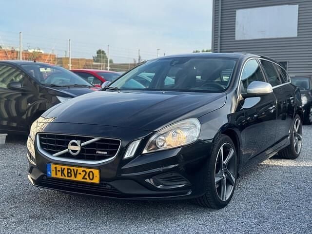 Occasion Volvo V60 R-Design 180 PK (132 kW) 2013 Zwart Stationwagen