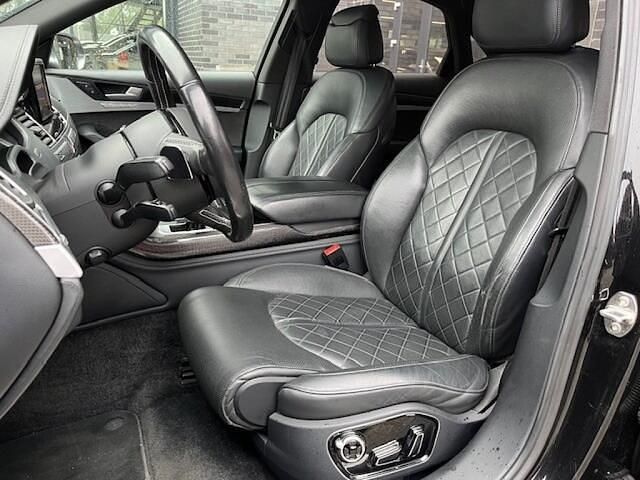 Occasion Audi S8 Comfort 520 PK (382 kW) 2015 Zwart Sedan