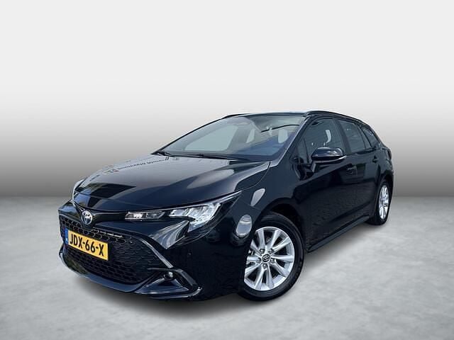 Zwart Gebruikt 2025 Toyota Corolla Stationwagen | € 32.499 (Eerlijke prijs) - Afbeelding 1/4