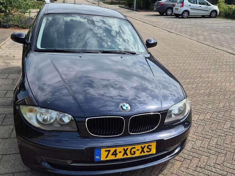 Blauw Gebruikt 2007 BMW 116 Hatchback | € 2.800 (Eerlijke prijs) - Afbeelding 1/4