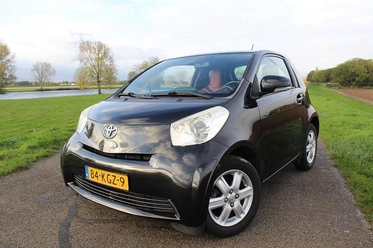Gebruikt 2009 Toyota iQ Hatchback | € 6.950 (Eerlijke prijs) - Afbeelding 1/4