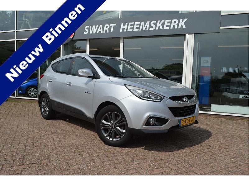 Grijs Gebruikt 2015 Hyundai ix35 GO! SUV | € 15.700 (Eerlijke prijs) - Afbeelding 1/4